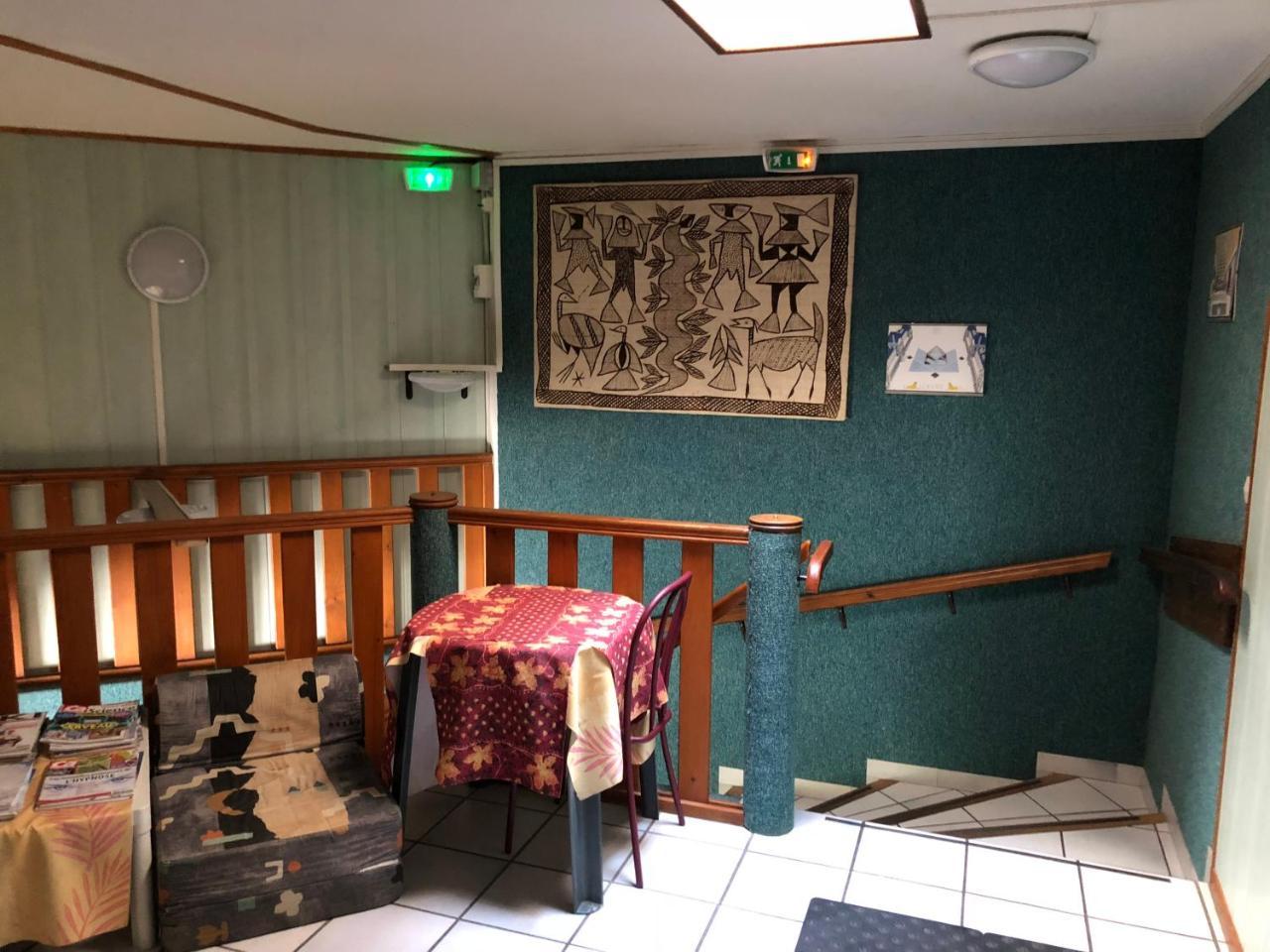 Symp'Hotel Nivolas-Vermelle Εξωτερικό φωτογραφία